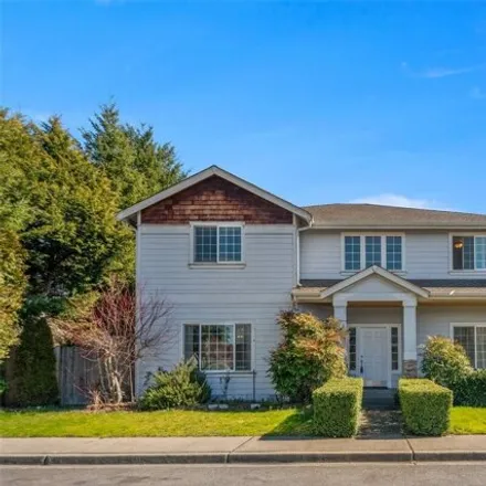 Buy this 5 bed house on 4218 Vashon Place Northeast in Renton, WA 98059