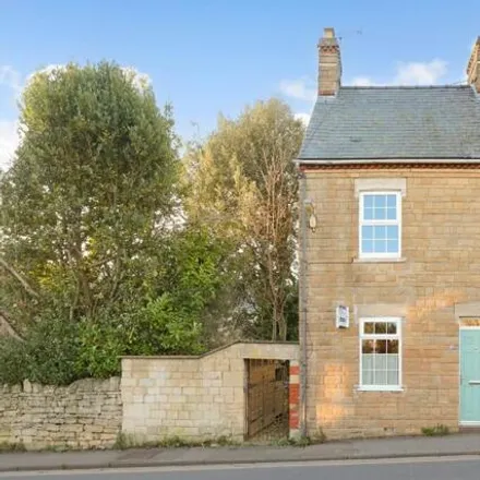 Buy this 2 bed house on Pullens Road in Cheltenham Road, Painswick