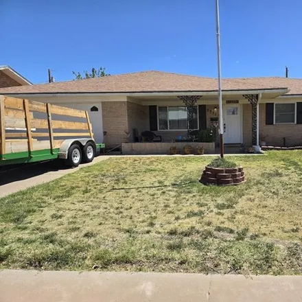 Buy this 3 bed house on 2351 Union Ave in Alamogordo, New Mexico