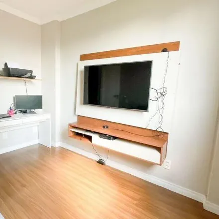 Buy this 3 bed apartment on Rua Ribeiro de Lima 537 in Bairro da Luz, São Paulo - SP