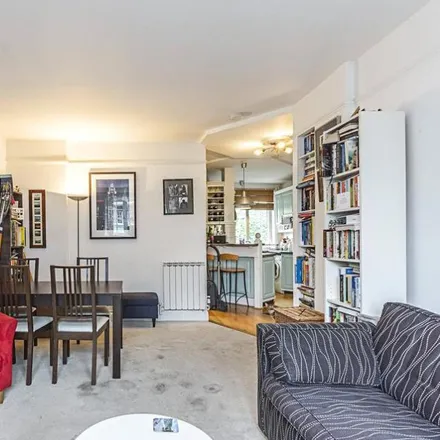 Image 5 - Ellis Franklin Court, 35 Abbey Road, London, NW8 0AA, United Kingdom - Apartment for rent