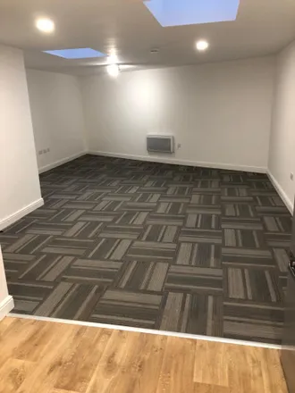 Image 5 - Colourbank Carpets, Cavendish Road, Leicester, LE2 7PL, United Kingdom - Apartment for rent