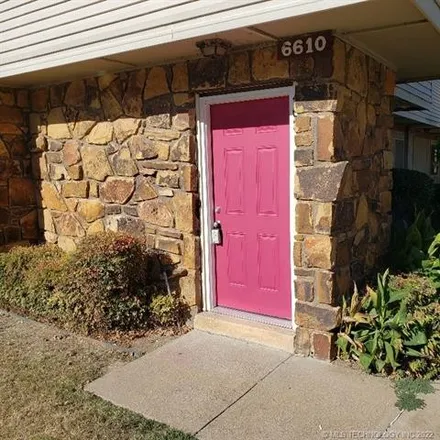 Buy this 1 bed condo on 6610 South Zunis Avenue in Tulsa, OK 74136