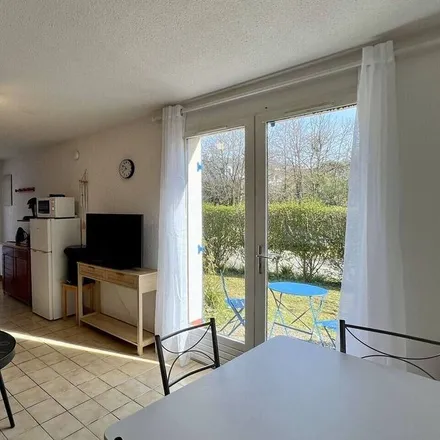 Rent this 2 bed house on 29360 Clohars-Carnoët