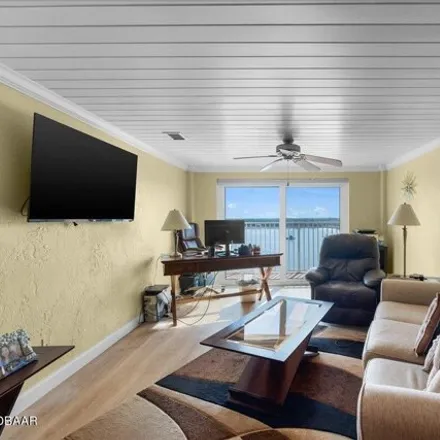 Image 2 - Harbor View Condominiums, Earl Street, Daytona Beach, FL 32118, USA - Condo for sale