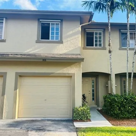 Image 3 - 7498 Southwest 8th Court, North Lauderdale, FL 33068, USA - Townhouse for rent