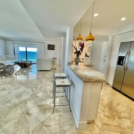 Rent this 3 bed apartment on Collins Avenue & 5400 Block in Collins Avenue Service Road, Miami Beach