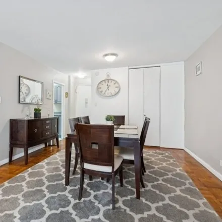 Image 5 - 125-10 Queens Blvd Unit 621, Kew Gardens, New York, 11415 - Apartment for sale