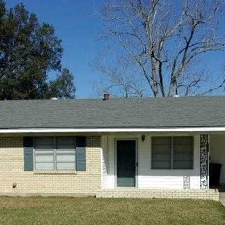 Buy this 3 bed house on 830 West Saint Mary Street in Abbeville, LA 70510