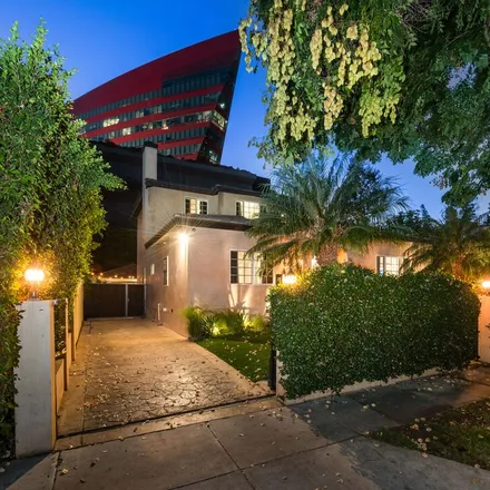 Image 1 - 711 Huntley Drive, West Hollywood, CA 90069, USA - House for rent