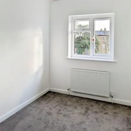 Image 3 - Thicket Road, London, SE20 8DP, United Kingdom - Apartment for rent