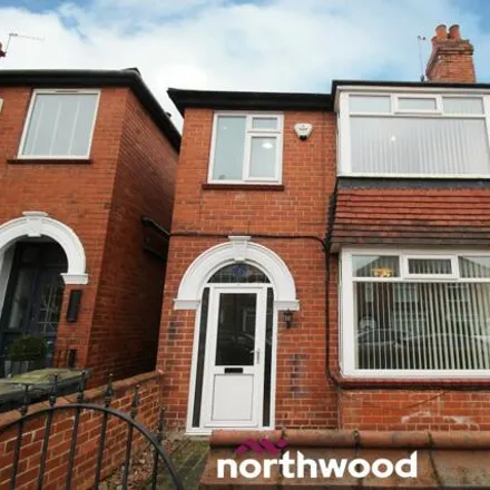 Rent this 3 bed duplex on Ferrers Road in Doncaster, DN2 4BU