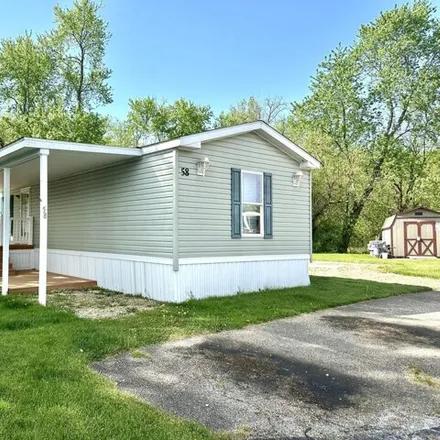 Buy this studio apartment on Middle Drive in Buckeye Lake, Union Township