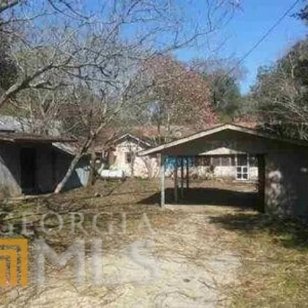 Image 2 - 698 General Courtney Hodges Boulevard, Perry, GA 31069, USA - House for sale