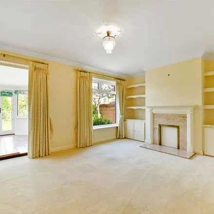Rent this 3 bed duplex on Henley Sports in 1 Greys Road, Henley-on-Thames