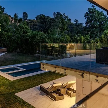Image 4 - 3030 Deep Canyon Drive, Beverly Hills, CA 90210, USA - House for sale