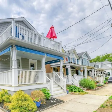 Rent this 3 bed house on 82 Franklin Avenue in Ocean Grove, Neptune Township