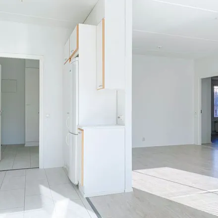 Rent this 3 bed apartment on Laivurinkatu 4 in 20810 Turku, Finland