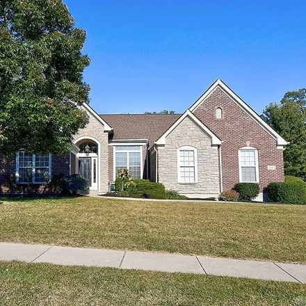 Buy this 5 bed house on 1363 Sierra Ridge Drive in Miamisburg, OH 45342