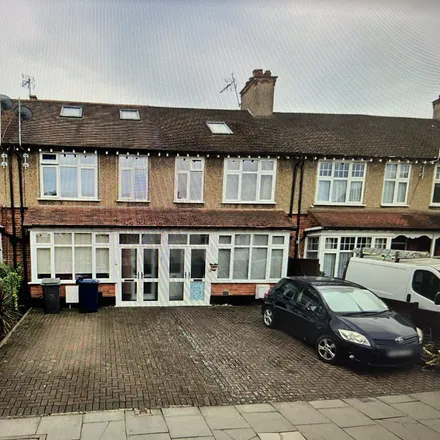 Rent this 4 bed townhouse on 1 Somerset Road in London, NW4 4EJ