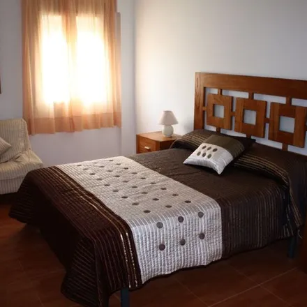 Rent this 3 bed apartment on Calle San Carlos in 11071 Cádiz, Spain