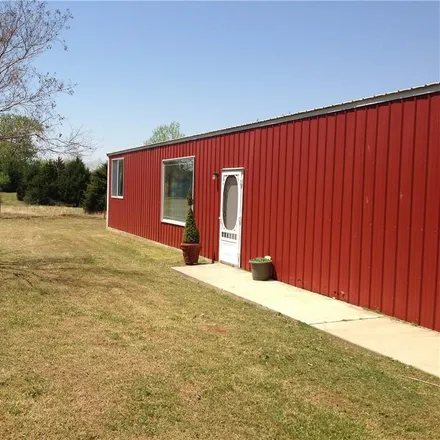 Rent this 3 bed house on E1243 Road in Grady County, OK