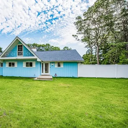 Rent this 3 bed house on 27 Norwood Road in Southampton, Hampton Bays