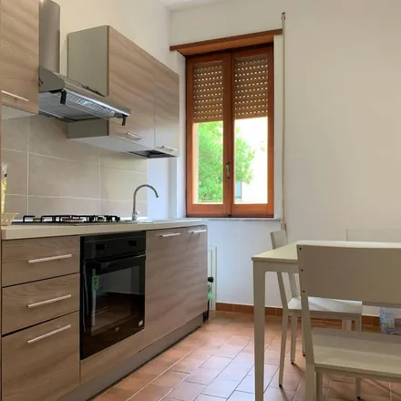 Image 7 - Via Azaria Tedeschi, 88100 Catanzaro CZ, Italy - Apartment for rent