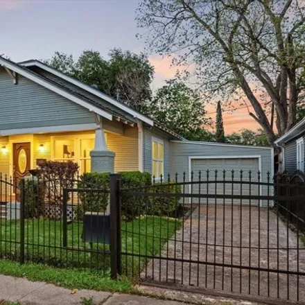Image 2 - 1115 East 14th Street, Houston, TX 77009, USA - House for sale