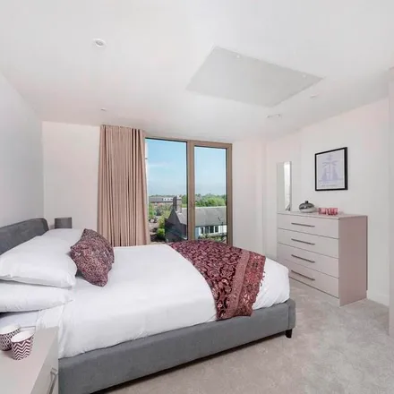 Rent this 1 bed apartment on Jesmond Gardens in Newcastle upon Tyne, NE2 2JA