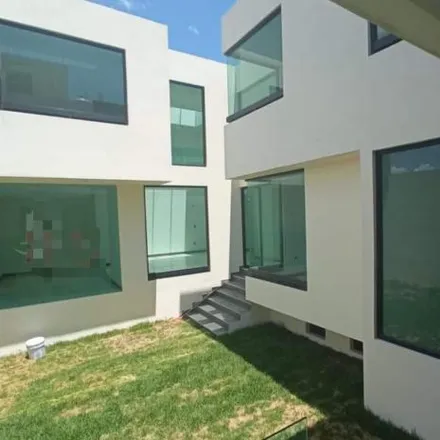 Buy this 4 bed house on Mina la Ceciliana in 42084 Pachuca, HID