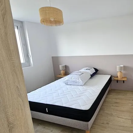 Image 4 - Limoges, Haute-Vienne, France - Apartment for rent