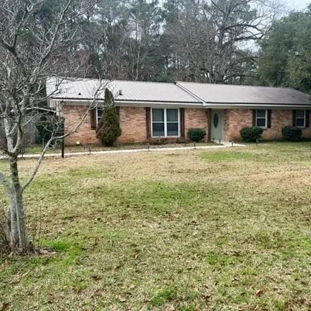 Rent this 3 bed house on 5559 Orchard Street in Satsuma, Mobile County