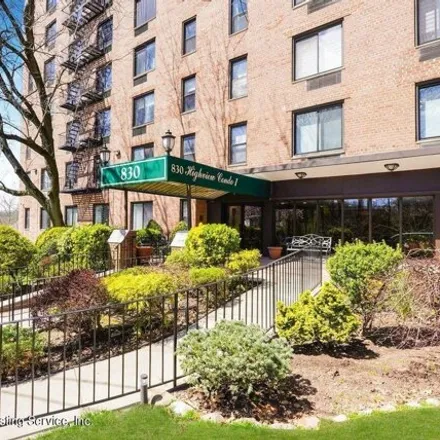 Buy this 2 bed apartment on 830 Howard Avenue in New York, NY 10301