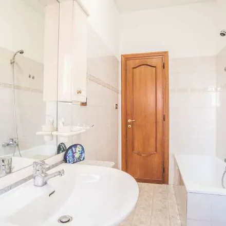 Rent this 4 bed apartment on Carnezzeria in Via Ponzio Cominio, 43