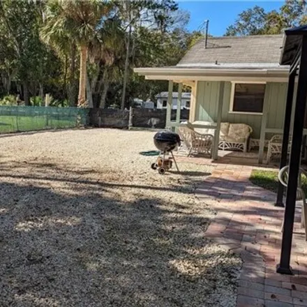 Image 4 - 187 Palm Street, Inglis, Levy County, FL 34449, USA - House for rent