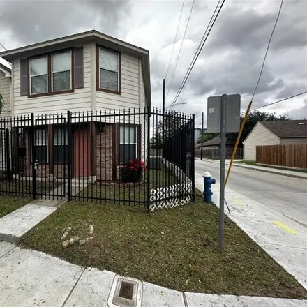 Rent this 3 bed house on 1396 Valentine Street in Houston, TX 77019