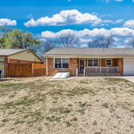 Buy this 3 bed house on 1157 North Derby in Derby, KS 67037
