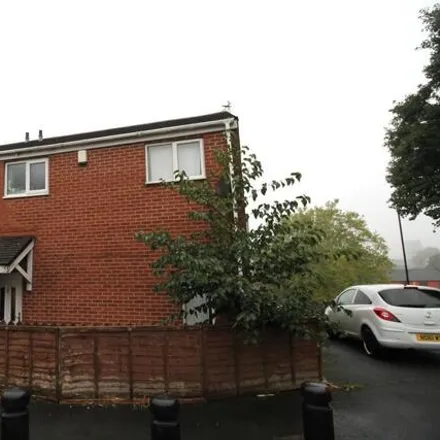 Buy this 2 bed townhouse on Clydesdale Road in Newcastle upon Tyne, NE6 2EQ