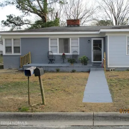 Buy this 3 bed house on 1100 Bunting Street in Clinton, NC 28328