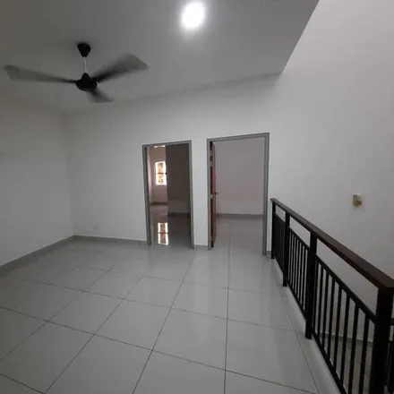 Image 5 - Opposite Jimart / KIP Sentral Sepang, Jalan Kota Warisan, Kota Warisan, 43900 Sepang, Selangor, Malaysia - Apartment for rent