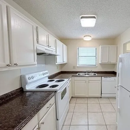 Rent this 2 bed condo on 185 Ship Drive in Florida Plaza, Baton Rouge