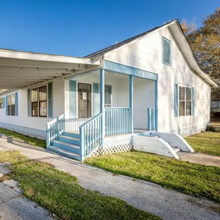 Rent this 3 bed house on 4418 Richard St in Moss Point, Mississippi