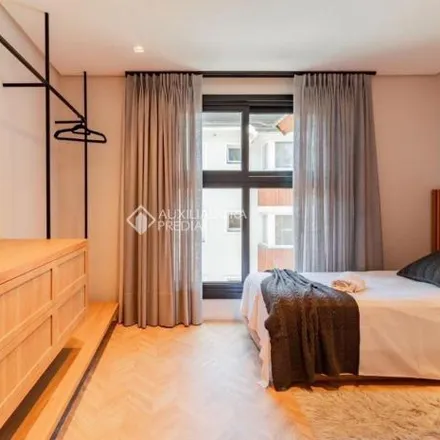 Rent this 2 bed apartment on Câmara de Vereadores in Rua Dona Carlinda, Centro