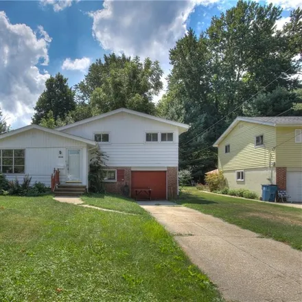 Buy this 3 bed house on 39144 Gardenside Drive in Willoughby, OH 44094