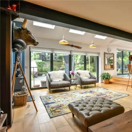 Image 3 - Hollyroyde Close, Manchester, M20 3HP, United Kingdom - Townhouse for sale