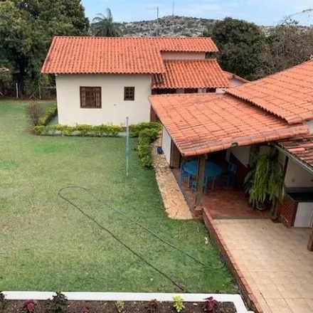Buy this 7 bed house on Alameda das Andorinhas in Ribeirão das Neves - MG, 33821-200