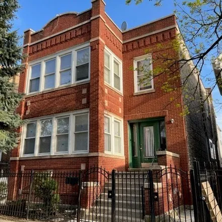 Buy this 1studio house on 4135-4137 West Crystal Street in Chicago, IL 60651