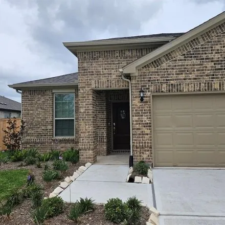 Rent this 3 bed house on 6638 Powerline Road in Fort Bend County, TX 77469