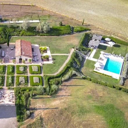 Buy this 6 bed house on 53022 Buonconvento SI